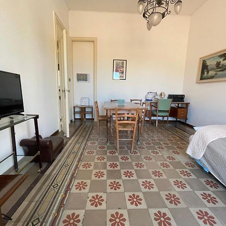 Suite Dreams Politeama Palermo Bagian luar foto