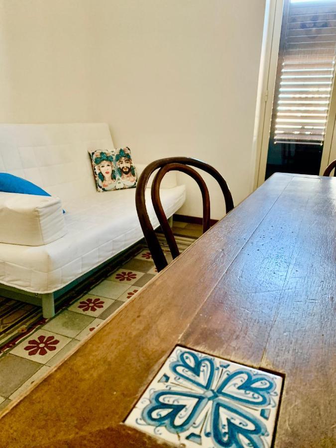 Suite Dreams Politeama Palermo Bagian luar foto