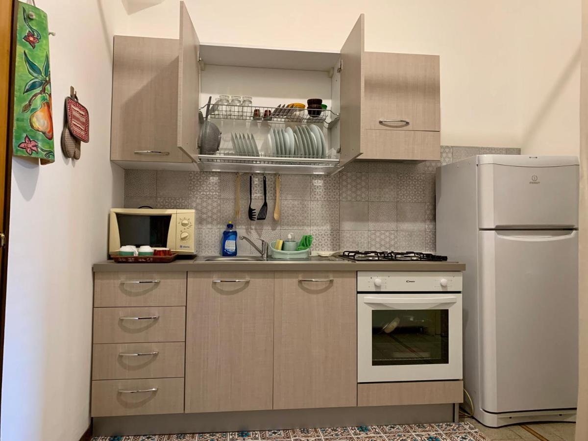 Suite Dreams Politeama Palermo Bagian luar foto