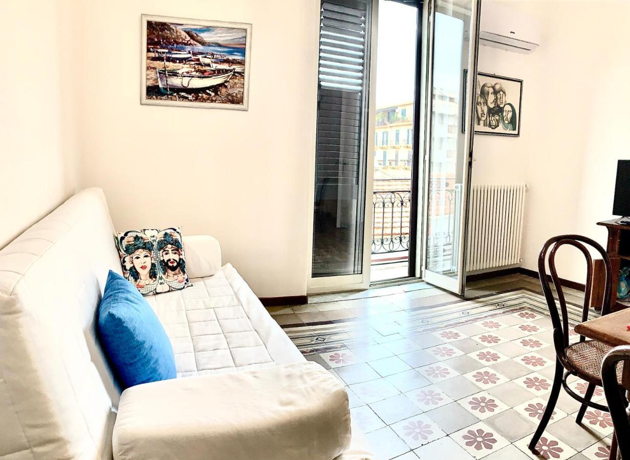 Suite Dreams Politeama Palermo Bagian luar foto