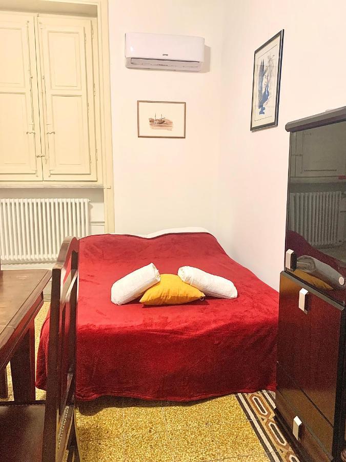 Suite Dreams Politeama Palermo Bagian luar foto