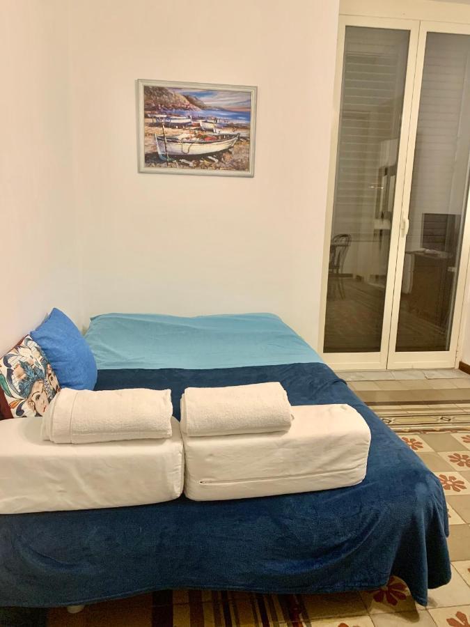 Suite Dreams Politeama Palermo Bagian luar foto