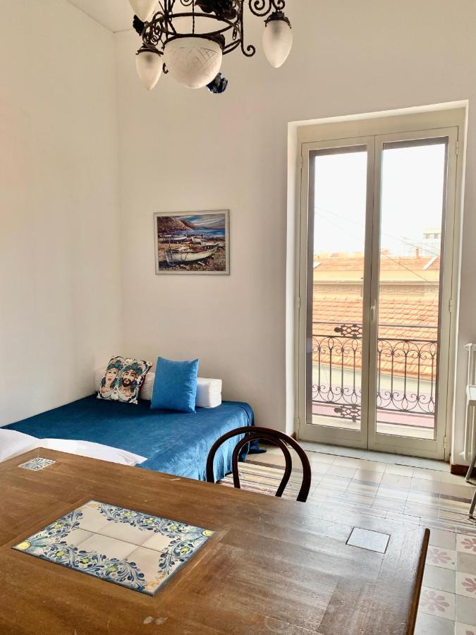 Suite Dreams Politeama Palermo Bagian luar foto
