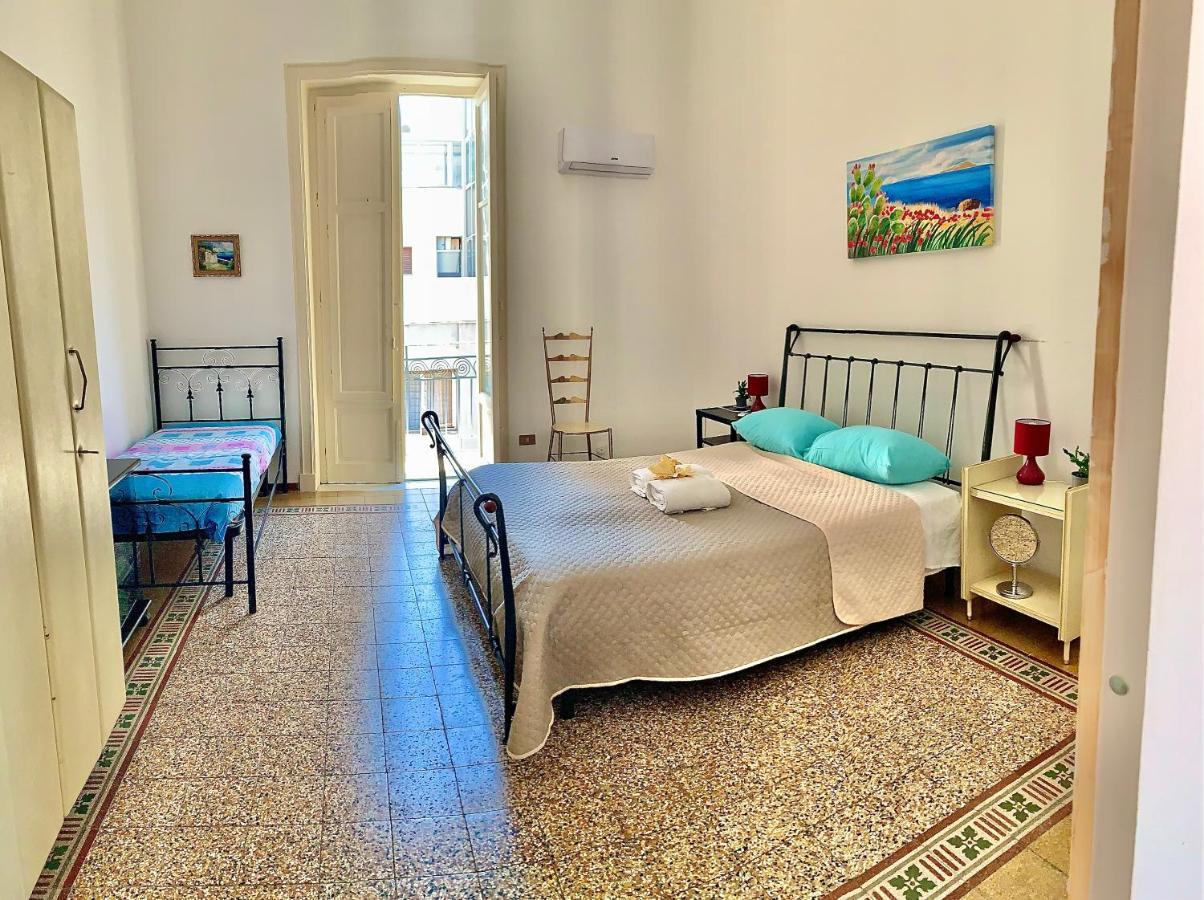Suite Dreams Politeama Palermo Bagian luar foto