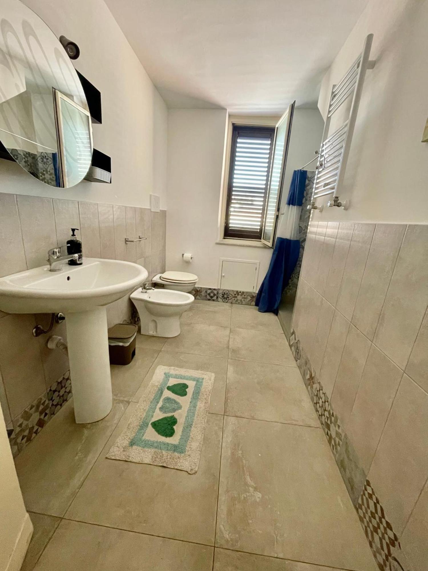 Suite Dreams Politeama Palermo Bagian luar foto