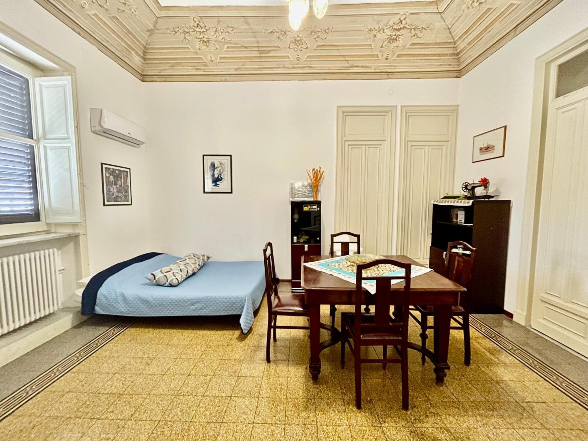 Suite Dreams Politeama Palermo Bagian luar foto